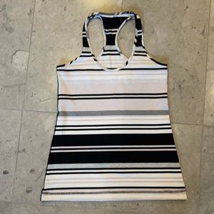 Lululemon Black & White Stripped Cool Racerback Tank sz 8